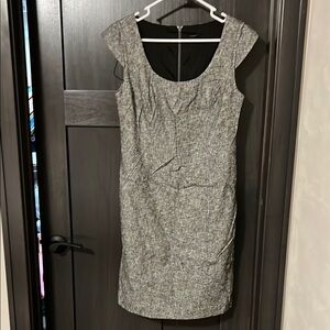 Ann Taylor Gray Cap Sleeve Dress - Size 6 EUC